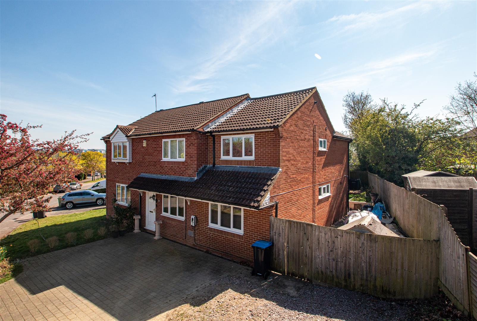 Attingham Hill, Great Holm, Milton Keynes